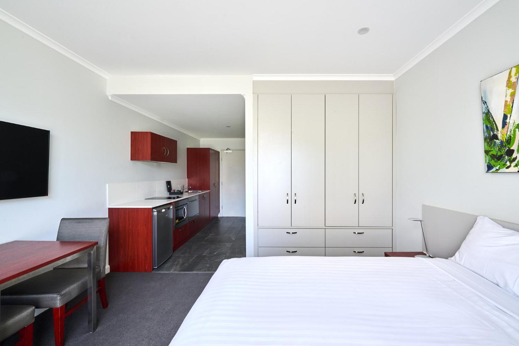 Abode Narrabundah Hotel Canberra Buitenkant foto