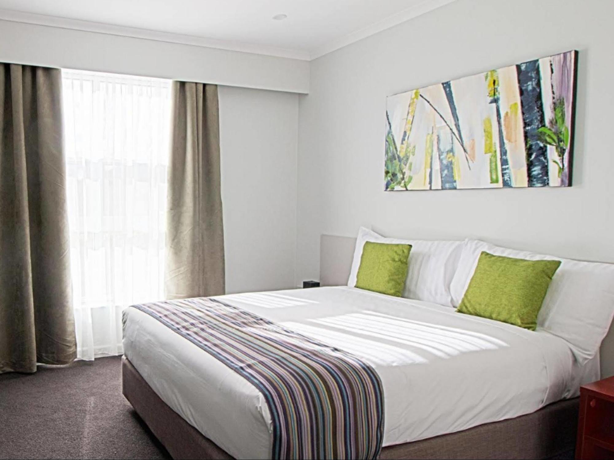 Abode Narrabundah Hotel Canberra Buitenkant foto