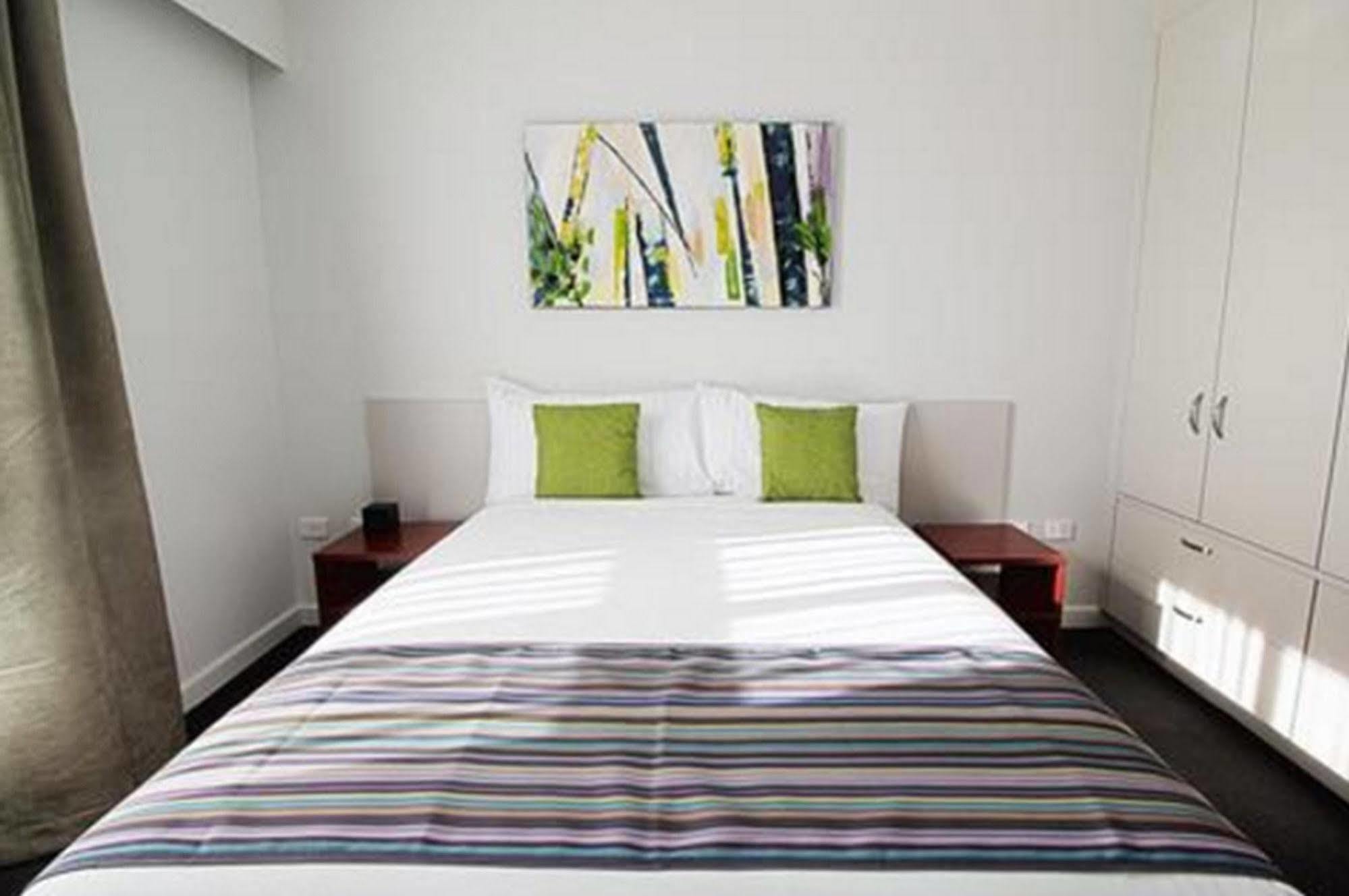 Abode Narrabundah Hotel Canberra Buitenkant foto